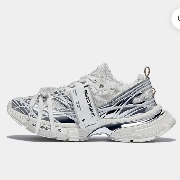Smilerepublic Shoes - SMILEREPUBLIC Skyline Silver Mesh Chunky Sneakers Dirty size EU 40 US Women 9.5